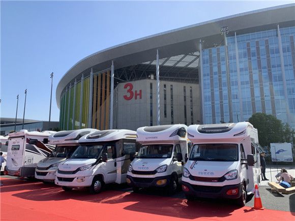 第十屆上海房車展聯(lián)合上海改裝車展在國家會展中心開幕(www.69836.cn)