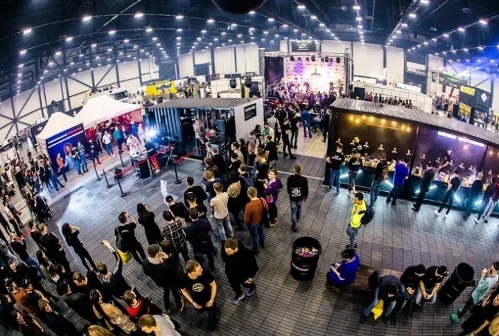 俄羅斯國(guó)際電子煙展覽會(huì)GLOBAL VAPE(www.69836.cn)
