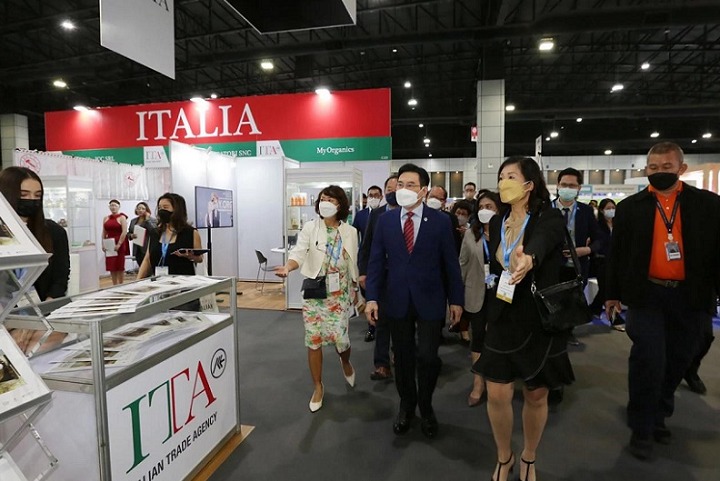 泰國曼谷美容美發展覽會COSMOPROF CBE(www.69836.cn)