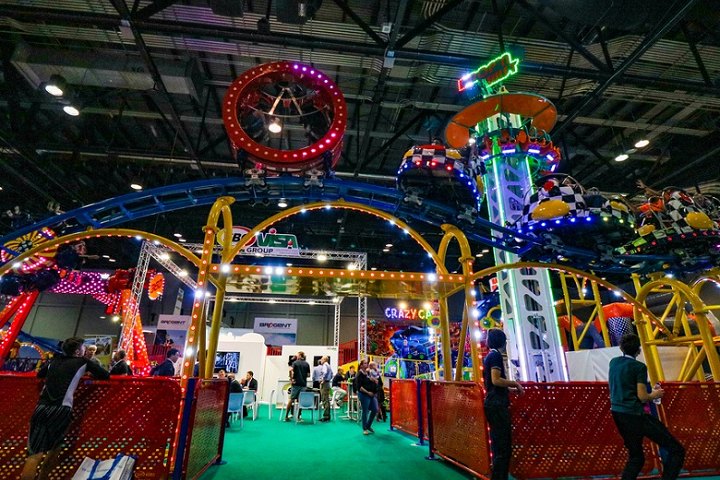 美國奧蘭多主題公園及游樂設備展覽會IAAPA North America(www.69836.cn)