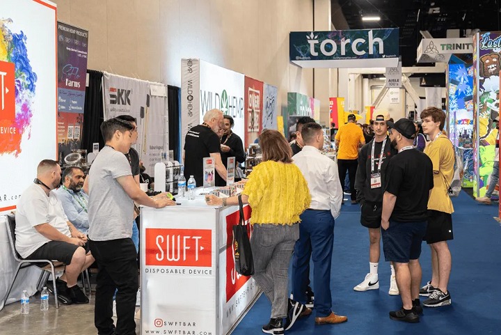 美國邁阿密國際電子煙展覽會world vape show(www.69836.cn)
